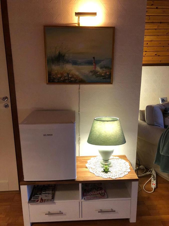 Anitas B&B Stockholm/Vaellingby Экстерьер фото