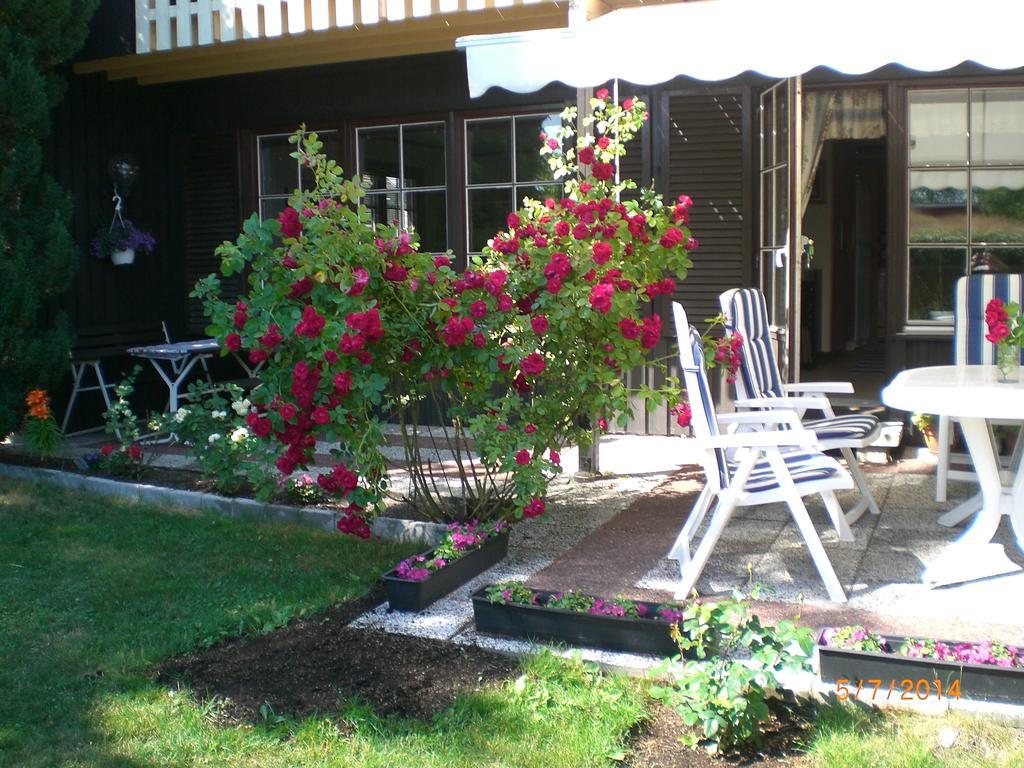 Anitas B&B Stockholm/Vaellingby Экстерьер фото